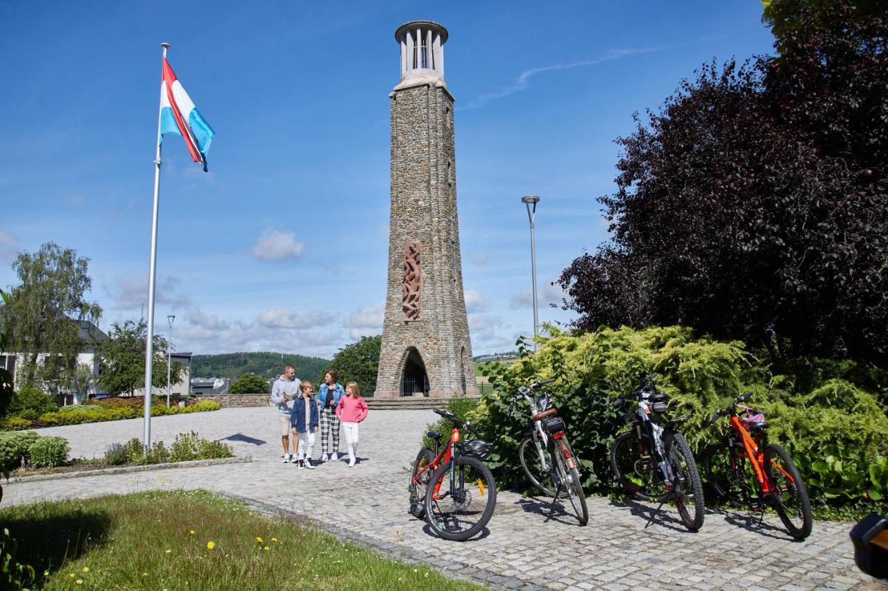 Hotel-Restaurant Beim Schlass Wiltz ภายนอก รูปภาพ